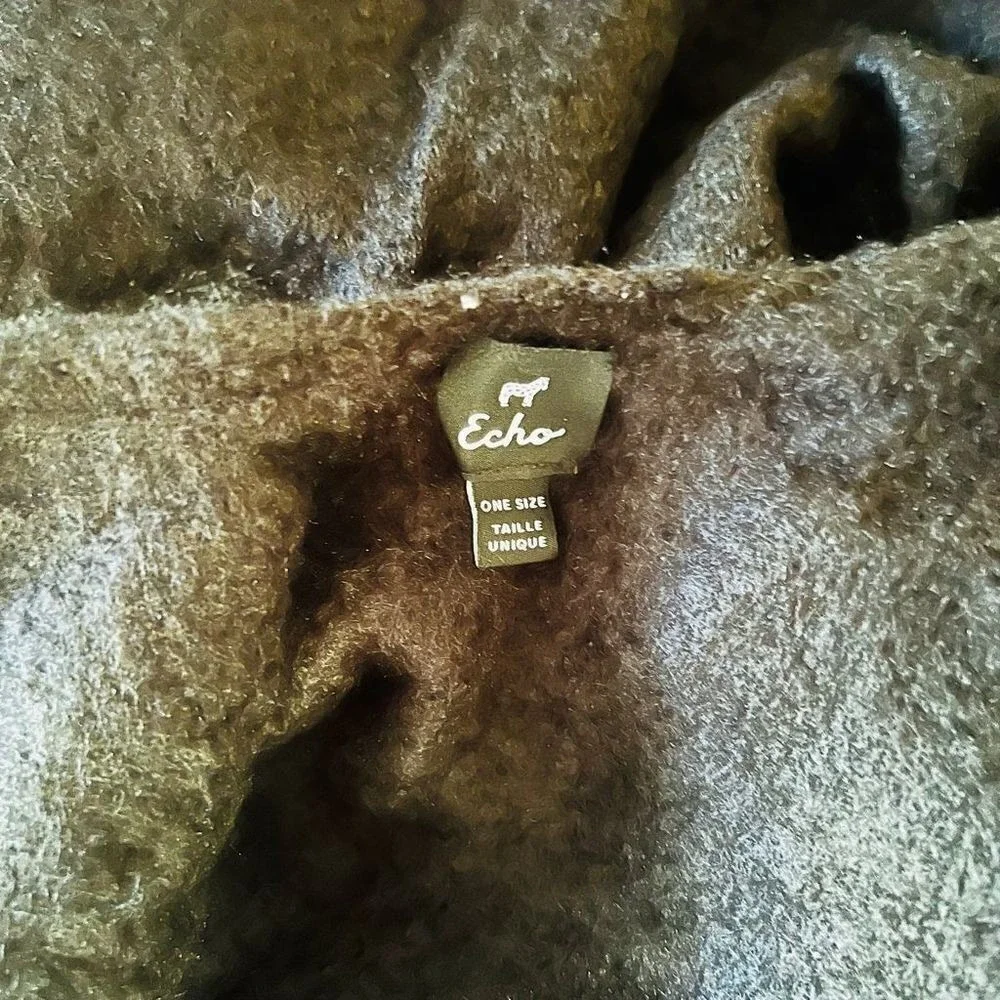 Echo‎ Bouclé Cape, Shawl, Wrap, Sweater, Black, Super Comfy Warm, One size NWT